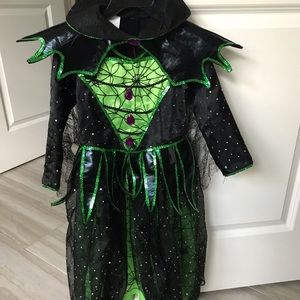 Size 3-4 spider witch costume